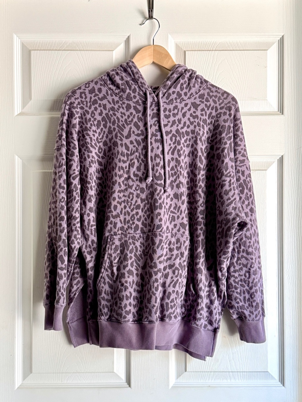' American Eagle Outfitters ' Purple Leopard Print Hoodie size XS